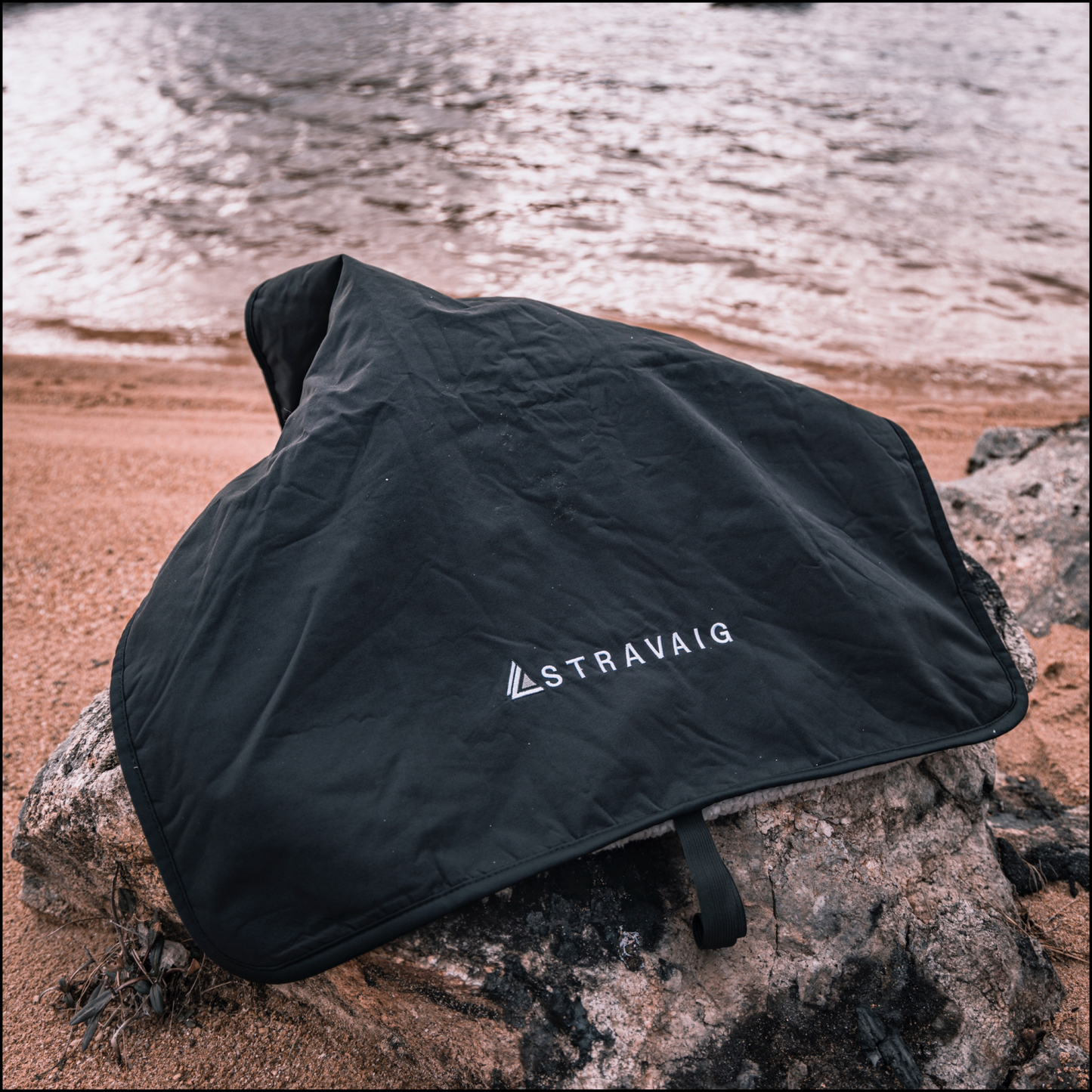 Changing Mat for Swimmers | Waterproof & Portable Change Mat - BLACK