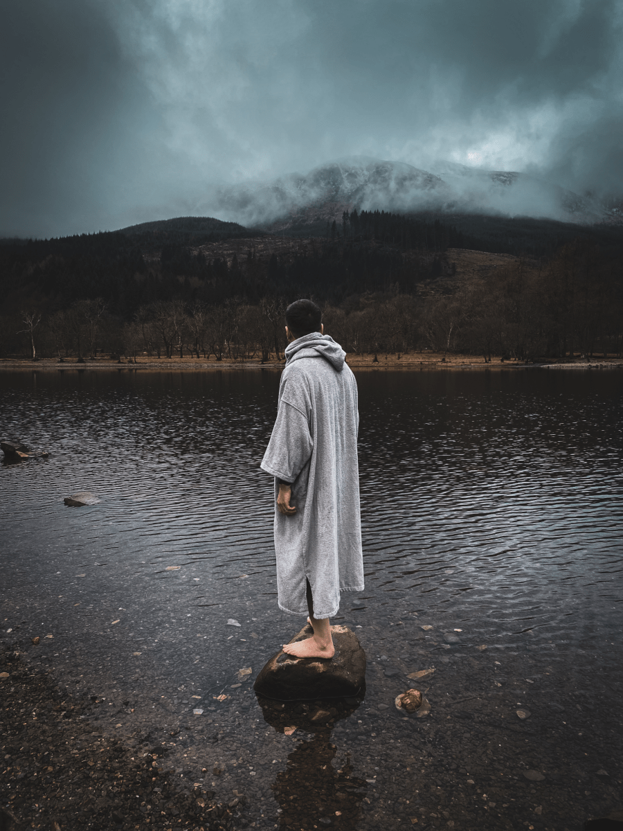 PREVIOUS GENERATION v1.0 - Stravaig Adult Hooded Towel Poncho Changing Robe - Mist Glen (GREY) - Stravaig