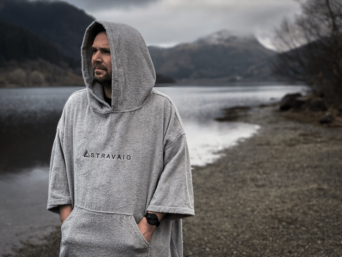 PREVIOUS GENERATION v1.0 - Stravaig Adult Hooded Towel Poncho Changing Robe - Mist Glen (GREY) - Stravaig