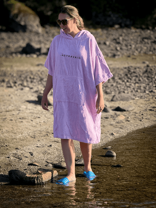 Stravaig Adult Hooded Towel Poncho Changing Robe - Blush Glen (PINK) - 3