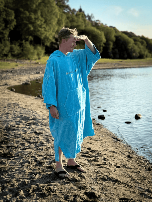 Stravaig Adult Hooded Towel Poncho Changing Robe - Loch Sky (SKY BLUE) - 2