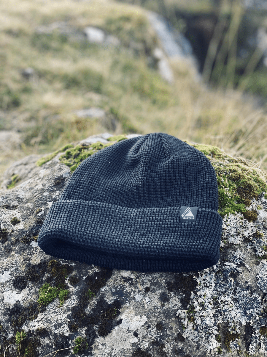 Waffle Knit Beanie Hat - Black - Stravaig
