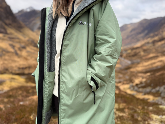 Adult Waterproof Changing Robe | Warm Sherpa Fleece-Lined Change Robe for Outdoor Adventures - SAGE GREEN