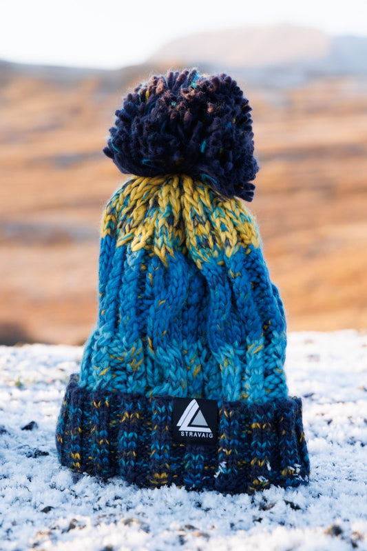Stravaig Ben Bobble Hat - Ben A'an (Blue/Teal/Yellow) - 2