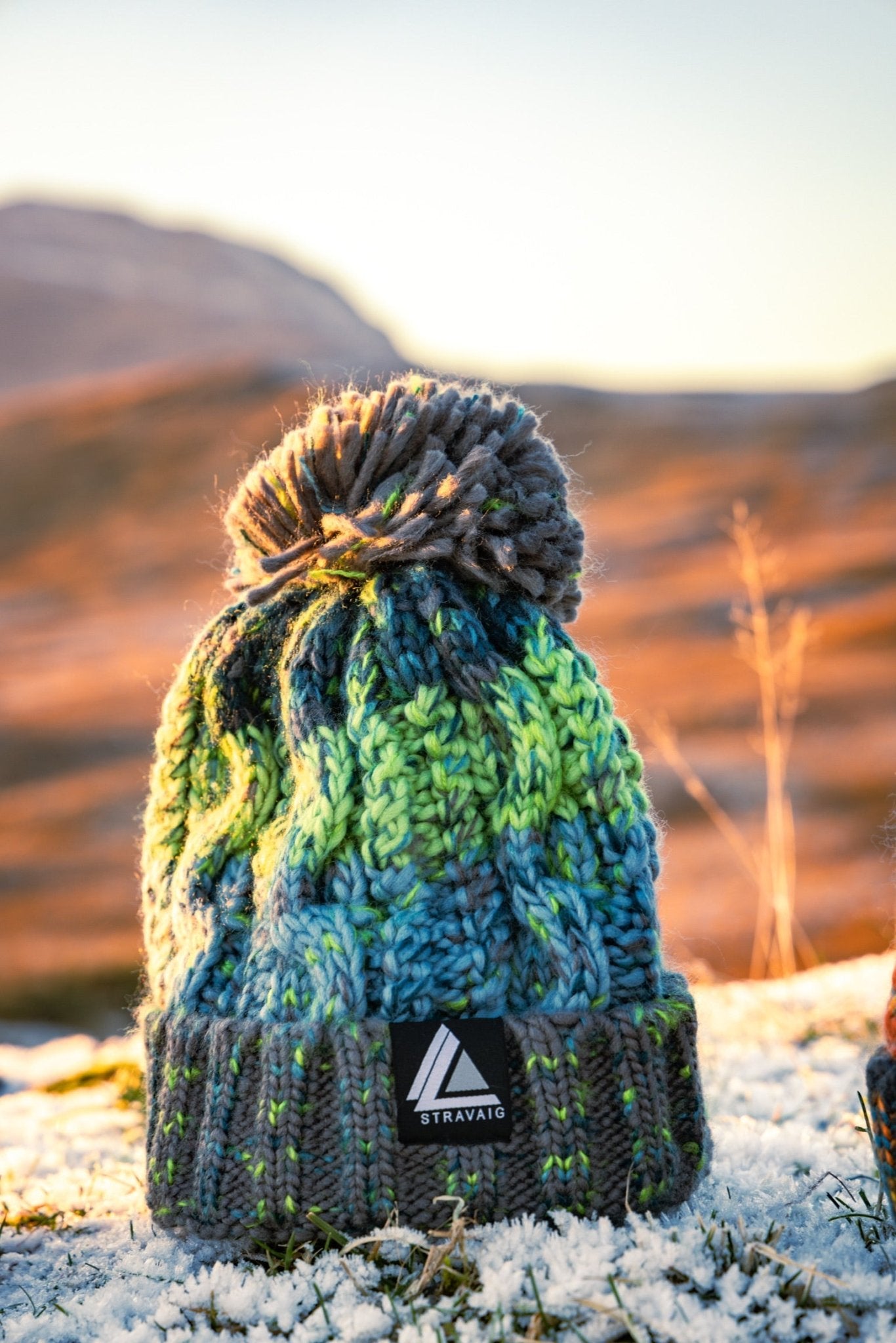 Stravaig Kids Ben Bobble Hat - Ben Gullipen (Blue/Lime/Grey) - 2