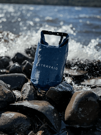 Stravaig Waterproof 2L Dry Bag - Tràigh Blue (Navy) - 3