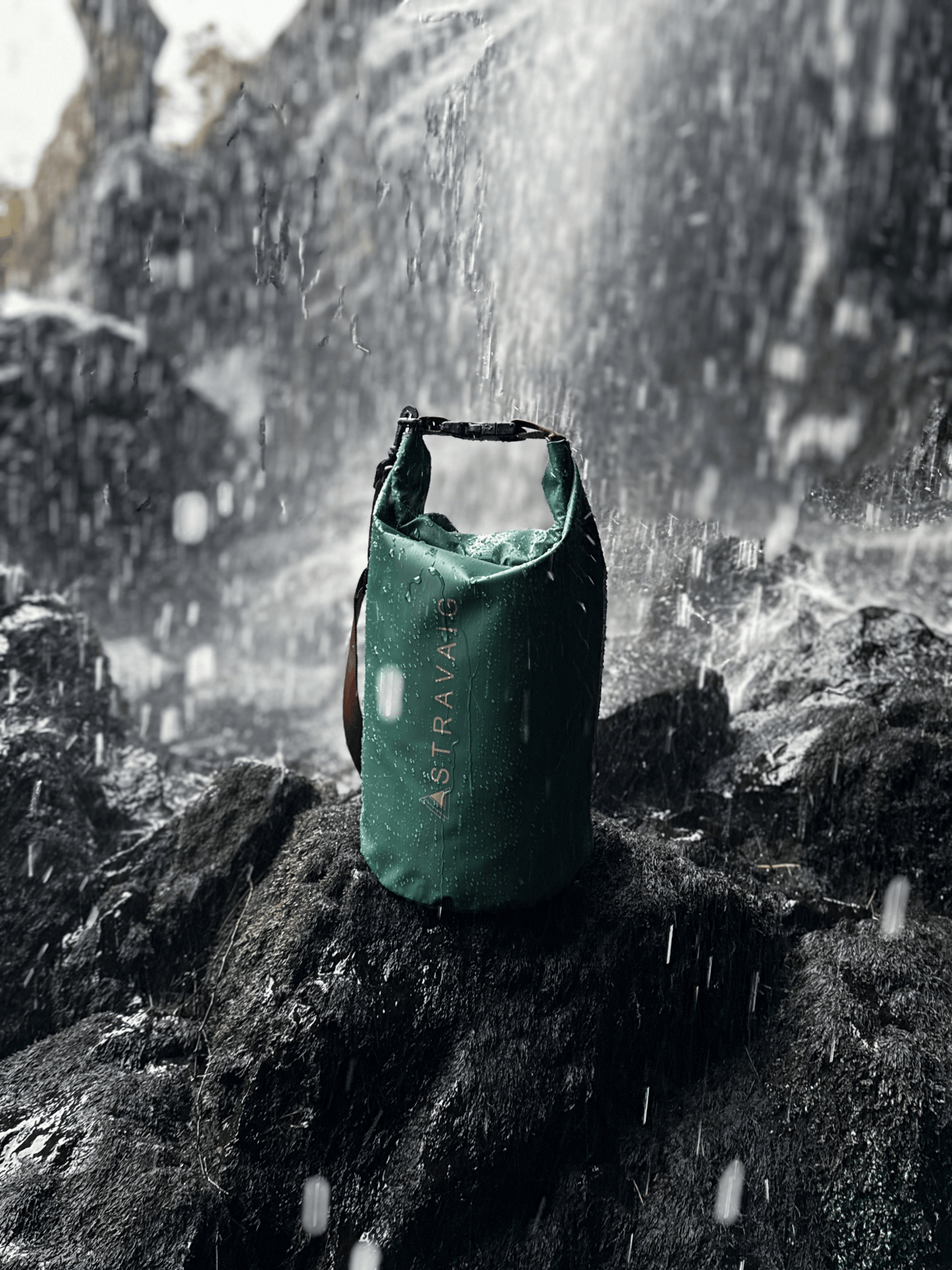 Stravaig Waterproof Dry Bag (5L/10L/20L) - Caledonian Green - 5