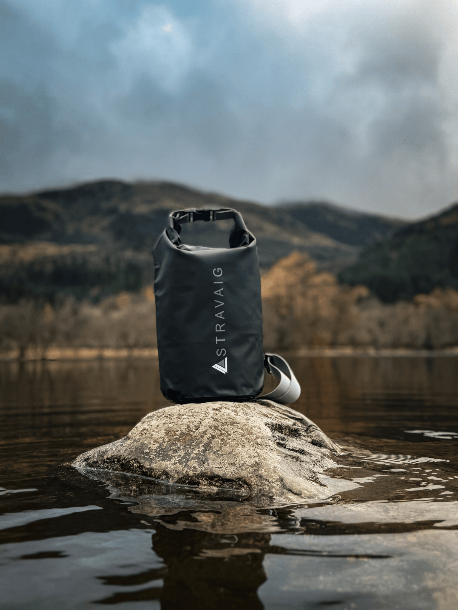 Stravaig Waterproof Dry Bag (5L/10L/20L) - Loch Black - 9