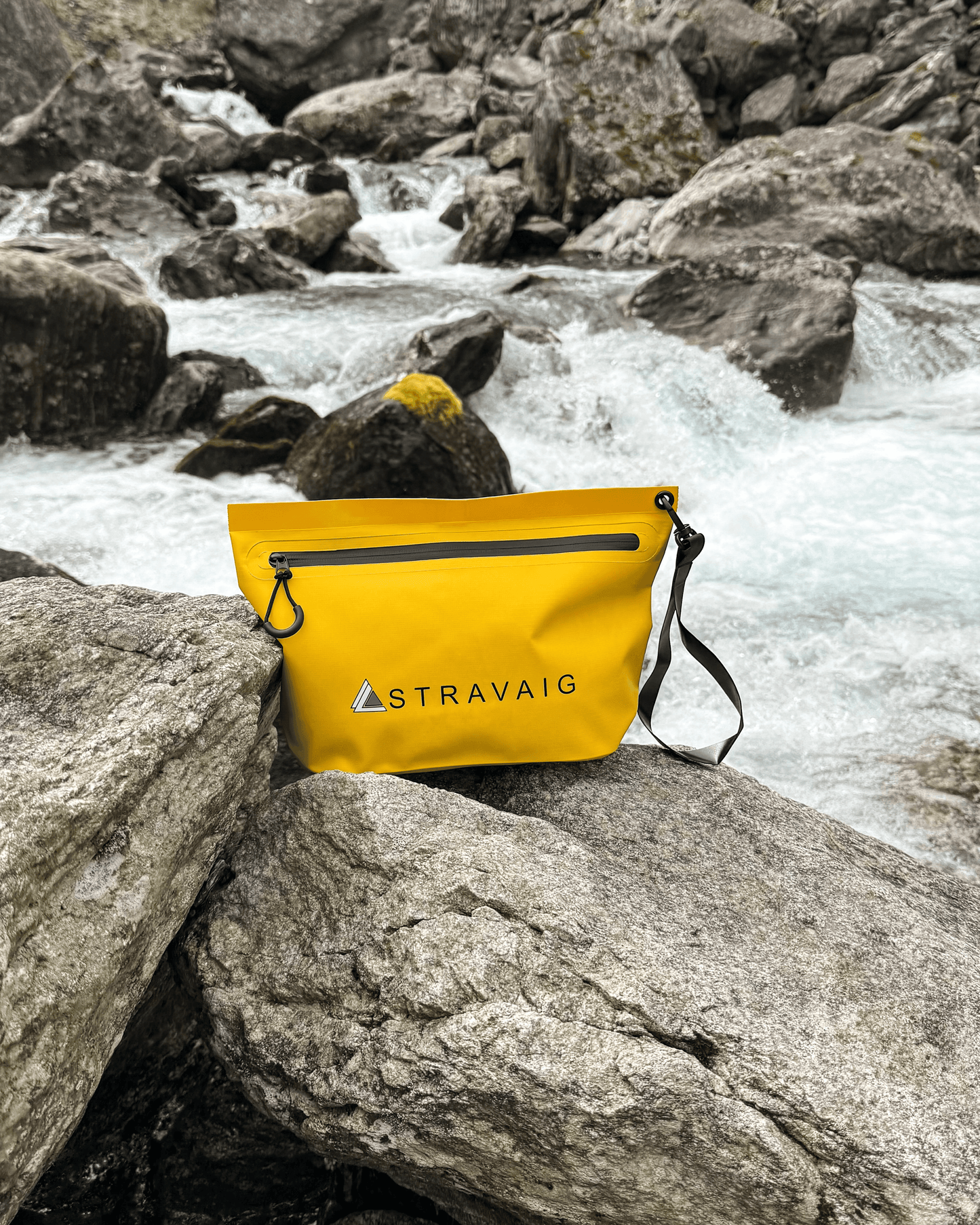 Stravaig Trinkie Waterproof Zip Bag - Gorse Yellow